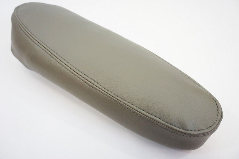 2003 - 2007 Chevy Silverado / Avalanche /Tahoe / Suburban & GMC Sierra / Yukon Armrest Cover- 2000 2001 2002 2003 2004 2005 2006- Leather- Vinyl- Seat Cover Replacement- Auto Seat Replacement