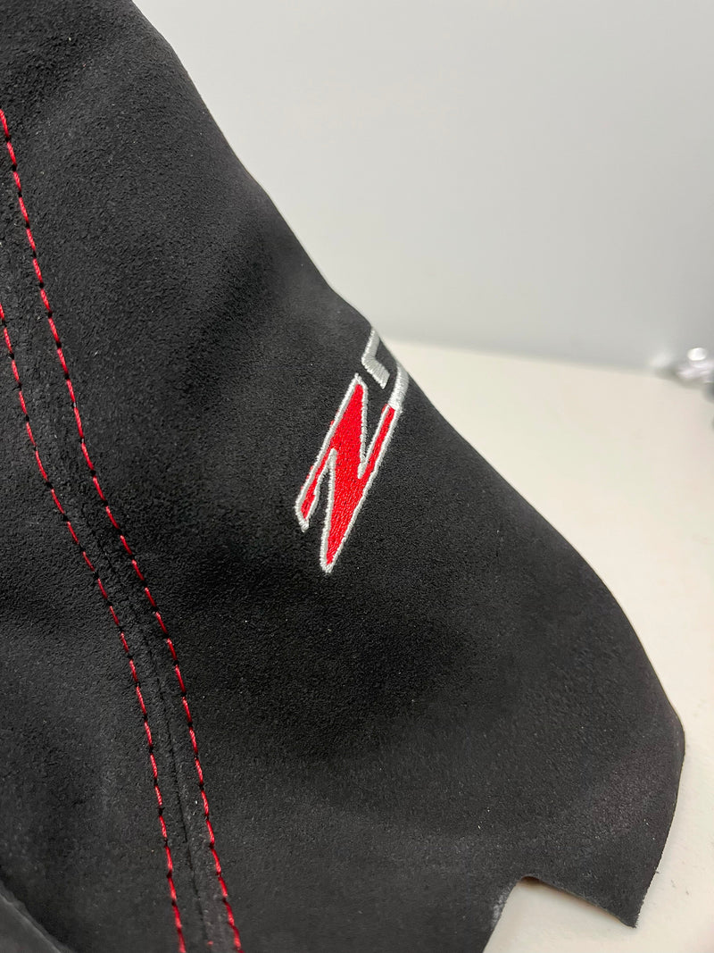 New Embroidery Leather/Suede Manual Shift Boot Cover For Chevy Corvette C6 Z06 2005-2013 - Auto Seat Replacement